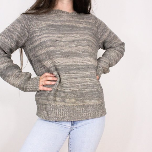 *Held in Common Green Knit Crew Neck Sweater - Picture 4 of 8